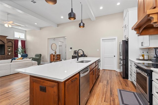 5069 Mooney Falls Drive, Bryan, TX 77802