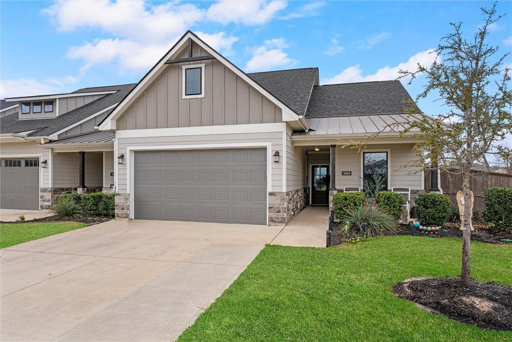 5069 Mooney Falls Drive, Bryan, TX 77802