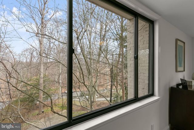 2400 44TH ST NW, Washington, DC 20007