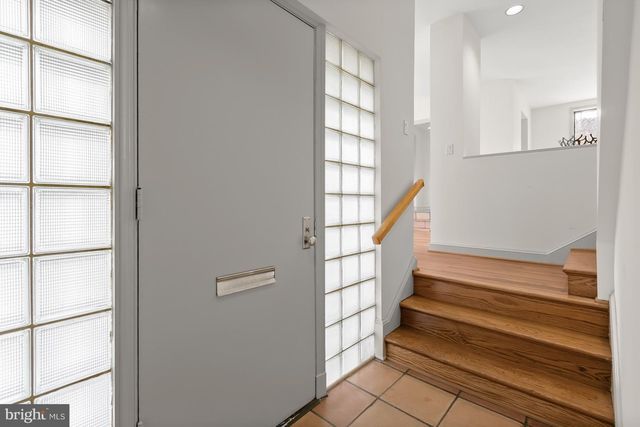 2400 44TH ST NW, Washington, DC 20007