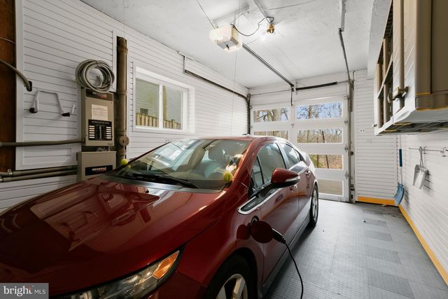 2400 44TH ST NW, Washington, DC 20007