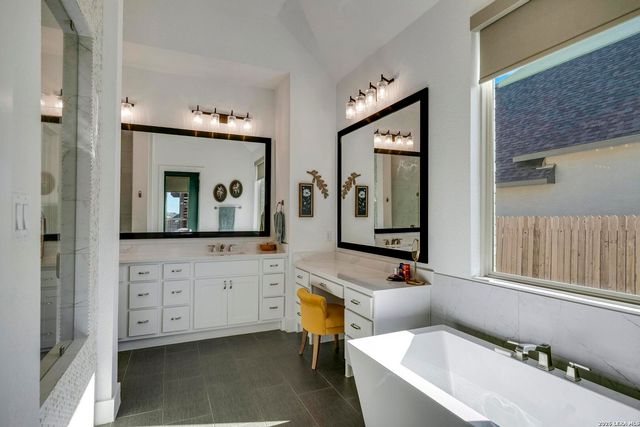 1412 Gifford Park, Bulverde, TX 78163