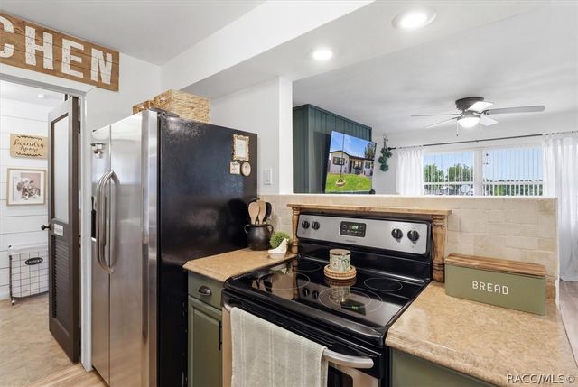 60 S Washington Street, Beverly Hills, FL 34465