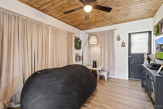 60 S Washington Street, Beverly Hills, FL 34465