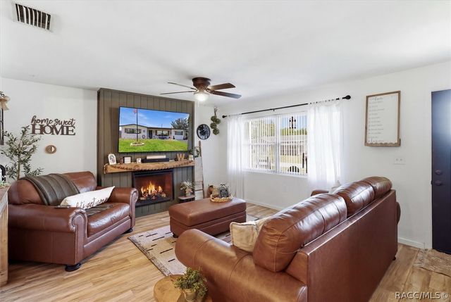 60 S Washington Street, Beverly Hills, FL 34465