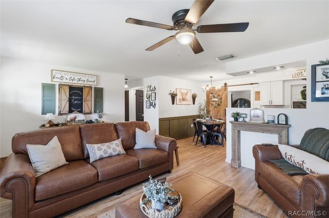 60 S Washington Street, Beverly Hills, FL 34465