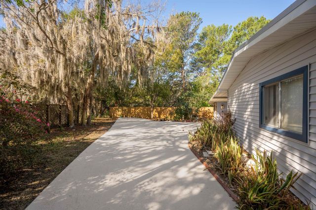 3979 Oak Terrace Rd, St Augustine, FL 32086