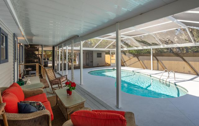 3979 Oak Terrace Rd, St Augustine, FL 32086