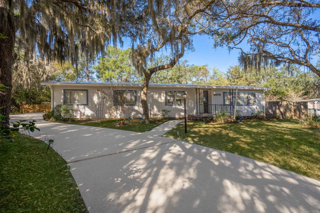 3979 Oak Terrace Rd, St Augustine, FL 32086