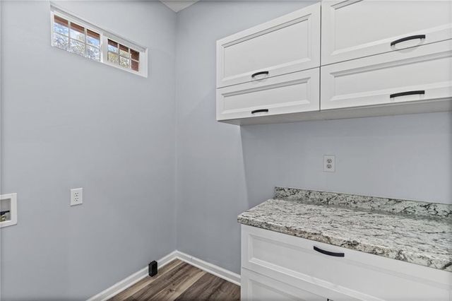 330 Jackson Avenue, Kansas City, MO 64124
