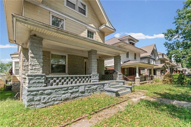 330 Jackson Avenue, Kansas City, MO 64124