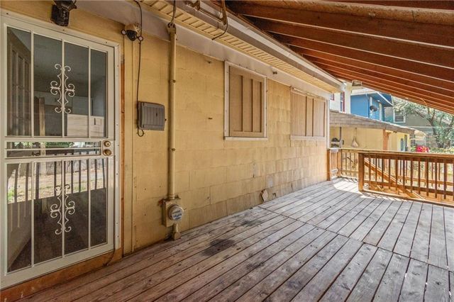 330 Jackson Avenue, Kansas City, MO 64124