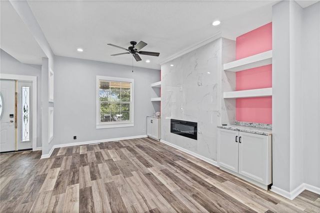 330 Jackson Avenue, Kansas City, MO 64124