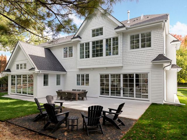 32xx County Road 101 S, Minnetonka, MN 55391