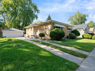 13910 S Dearborn Street, Riverdale, IL 60827