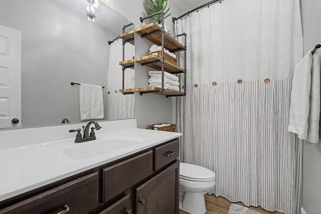 2038 Santa Fe Trl, Goodlettsville, TN 37072