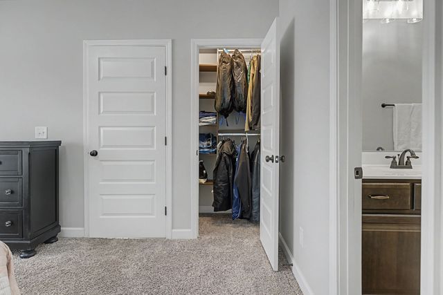 2038 Santa Fe Trl, Goodlettsville, TN 37072