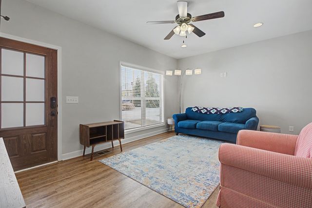 2038 Santa Fe Trl, Goodlettsville, TN 37072