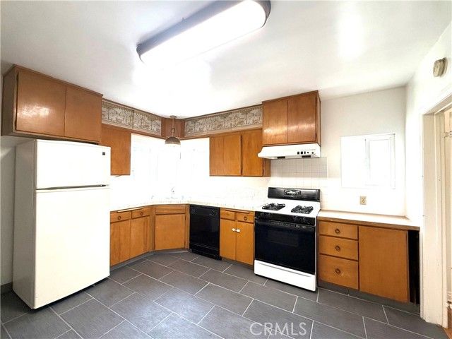 1148 S 2nd St Street, Alhambra, CA 91801