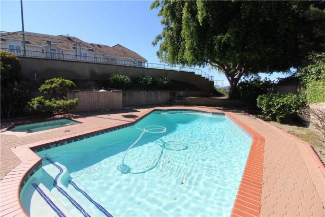 25462 Gallup Circle, Laguna Hills, CA 92653