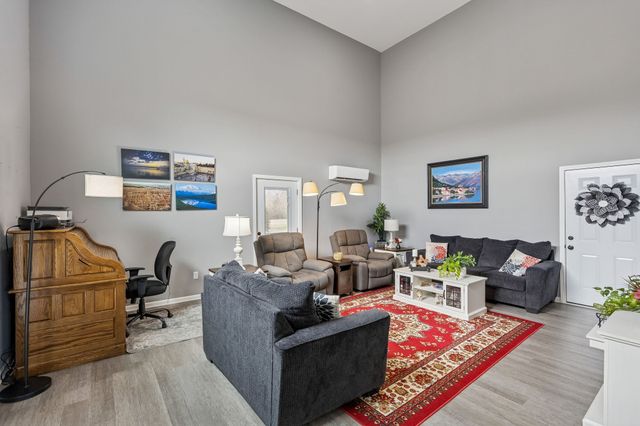 403 Bland Rd, Estill Springs, TN 37330