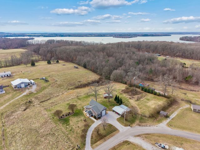 403 Bland Rd, Estill Springs, TN 37330