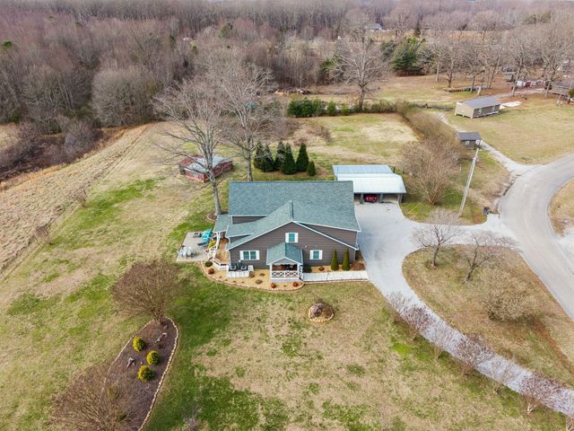 403 Bland Rd, Estill Springs, TN 37330
