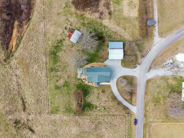 403 Bland Rd, Estill Springs, TN 37330