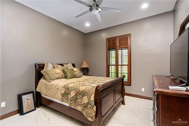 1013 Harbor Lane, La Joya, TX 78560