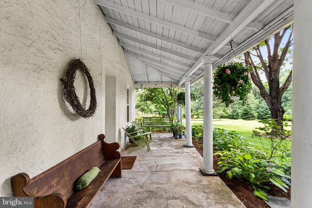 1205 VALLEY RD, Glen Mills, PA 19342