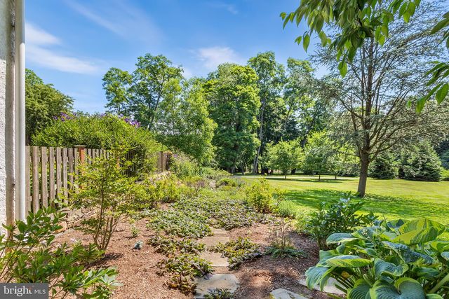 1205 VALLEY RD, Glen Mills, PA 19342