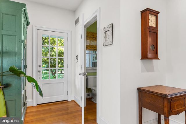 1205 VALLEY RD, Glen Mills, PA 19342