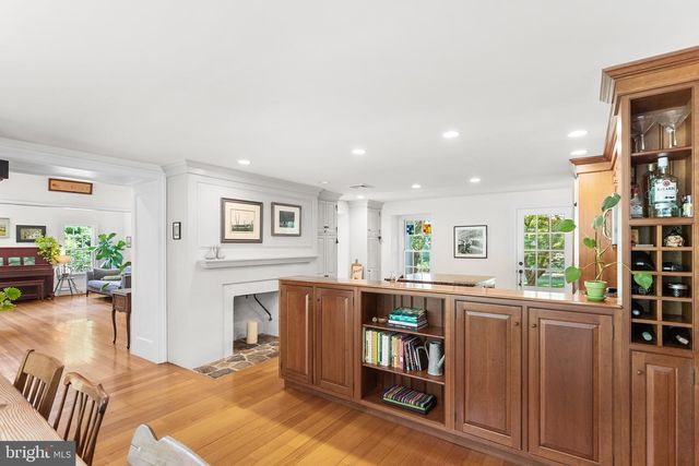 1205 VALLEY RD, Glen Mills, PA 19342