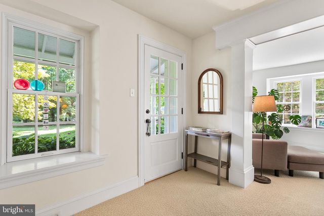 1205 VALLEY RD, Glen Mills, PA 19342