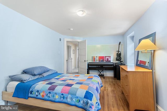 1205 VALLEY RD, Glen Mills, PA 19342