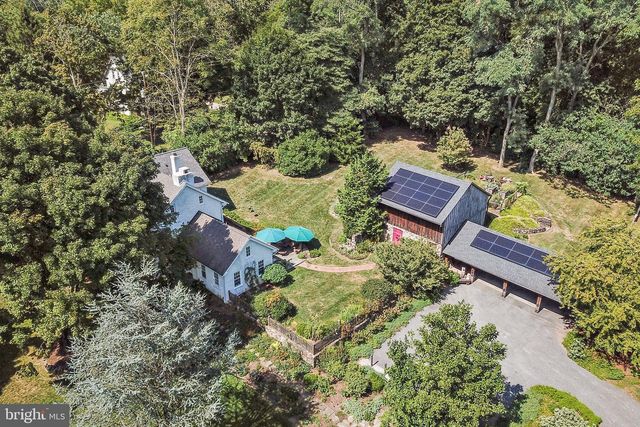 1205 VALLEY RD, Glen Mills, PA 19342