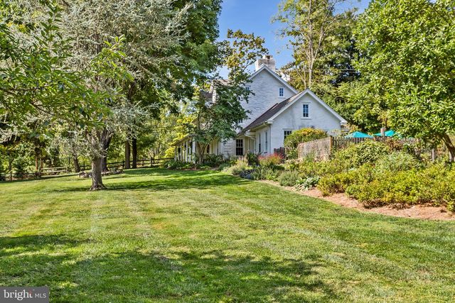 1205 VALLEY RD, Glen Mills, PA 19342