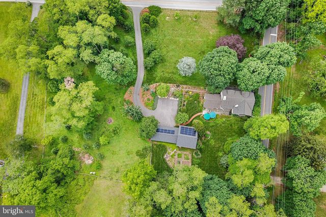 1205 VALLEY RD, Glen Mills, PA 19342