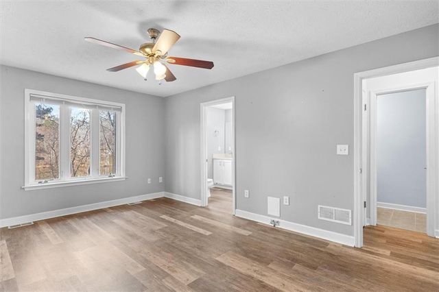 2117 Lakeview Pkwy, Villa Rica, GA 30180