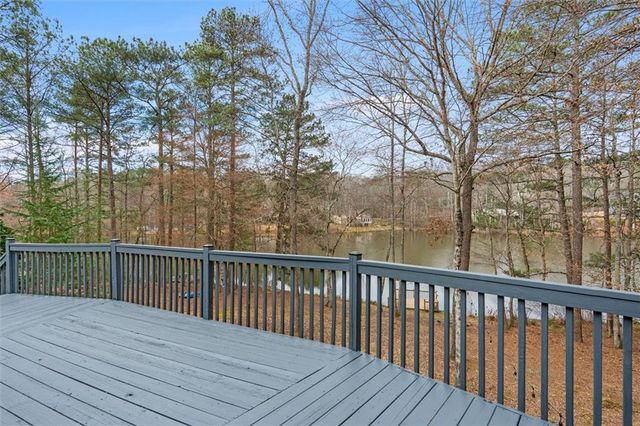 2117 Lakeview Pkwy, Villa Rica, GA 30180