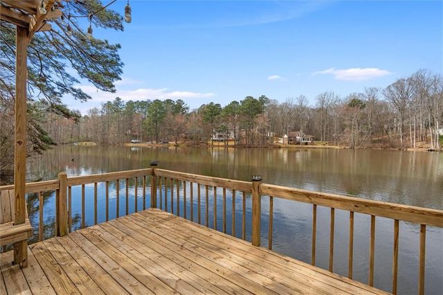 2117 Lakeview Pkwy, Villa Rica, GA 30180