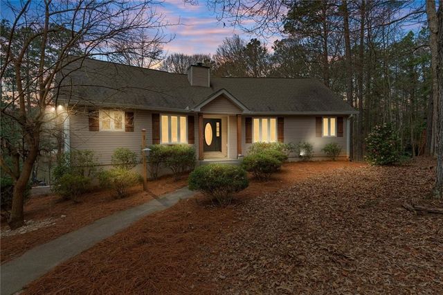 2117 Lakeview Pkwy, Villa Rica, GA 30180