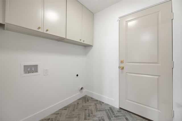 9727 Dartridge Drive, Dallas, TX 75238