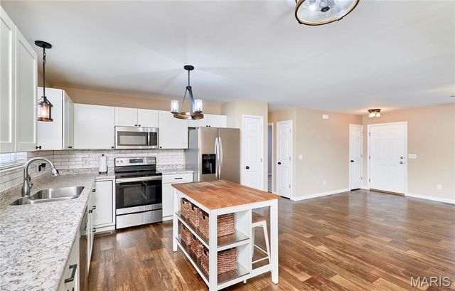 619 Cavalry Drive, Wright City, MO 63390