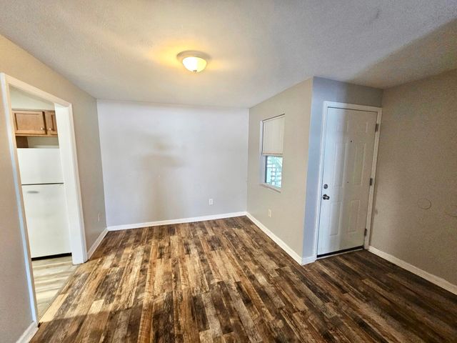 270 Tampa Dr Apt M8, Nashville, TN 37211