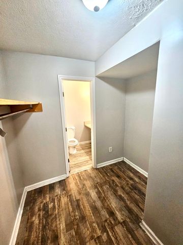 270 Tampa Dr Apt M8, Nashville, TN 37211