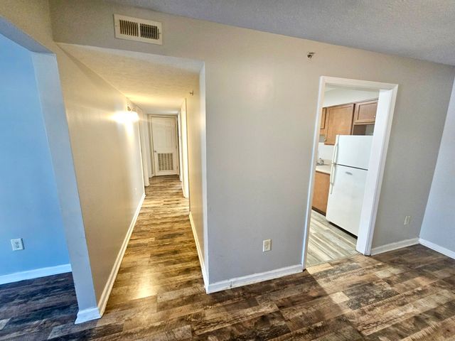 270 Tampa Dr Apt M8, Nashville, TN 37211