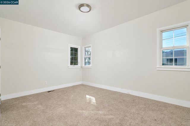 90 Manville Ave, Pittsburg, CA 94565