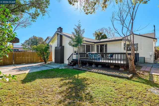 90 Manville Ave, Pittsburg, CA 94565