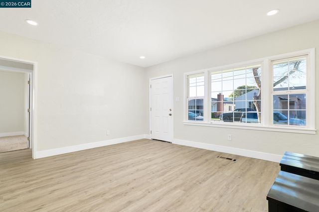 90 Manville Ave, Pittsburg, CA 94565